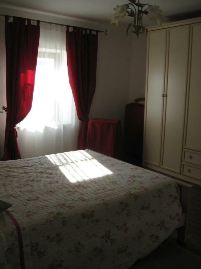 Country House Lokev Guest House ภายนอก รูปภาพ