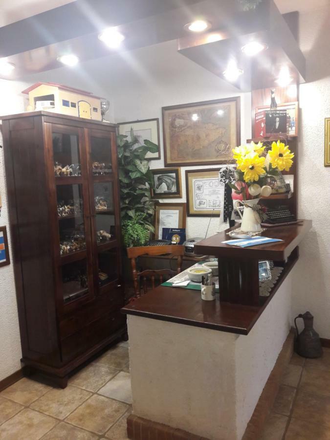 Country House Lokev Guest House ภายนอก รูปภาพ